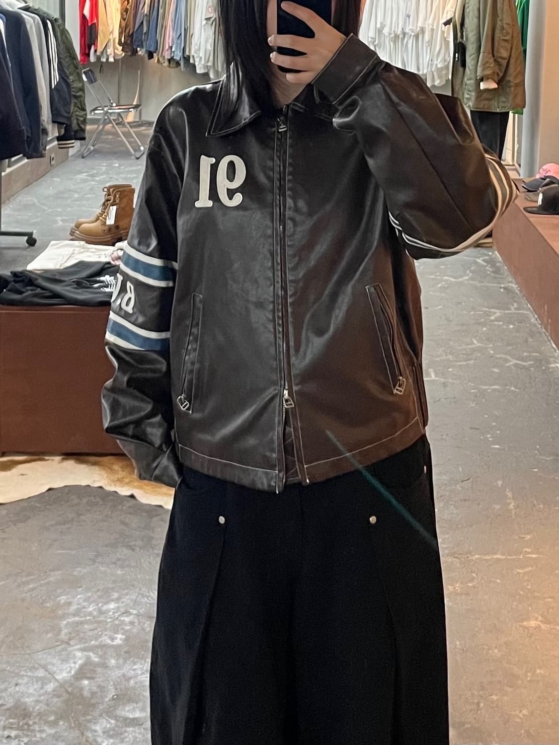 베드블러드 91 레더 브라운 바시티 자켓1663 상품이미지1