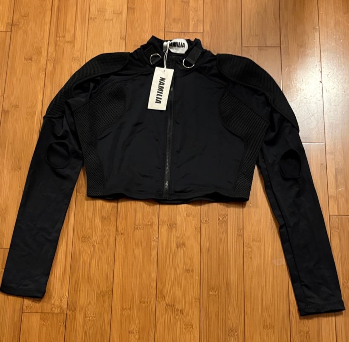 나밀리아 롱슬리브 크롭 자켓 상품이미지1