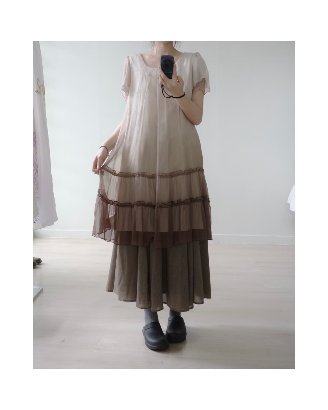 Soft peach pleated chiffon one-piece 상품이미지3
