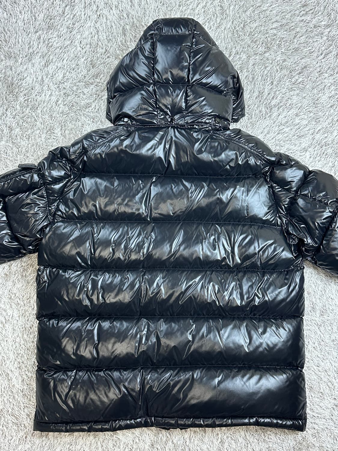 [5] 백화점판 정품 몽클레어 마야 패딩 블랙 상품이미지4