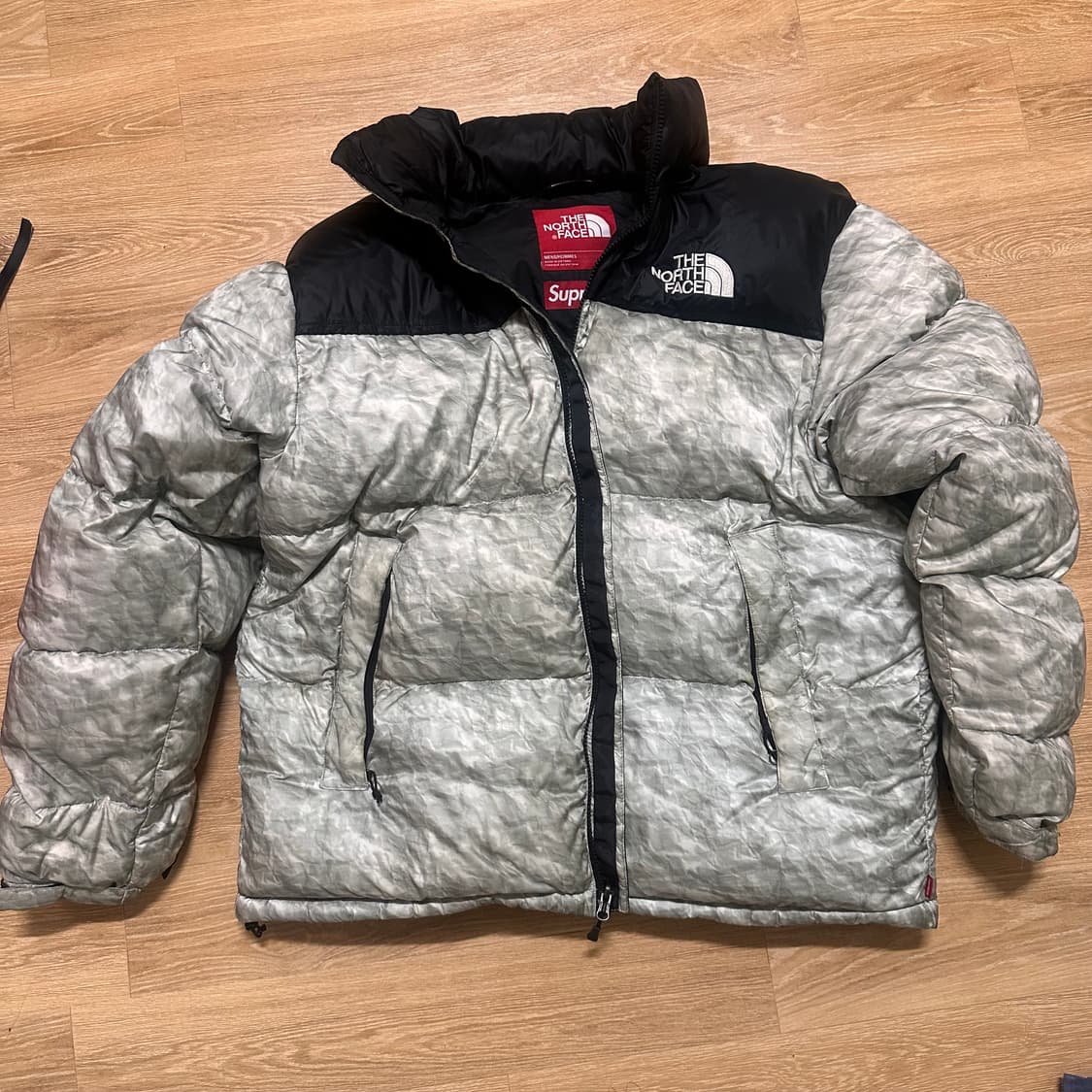 [XL] 슈프림 노스페이스 페이퍼 패딩  상품이미지1