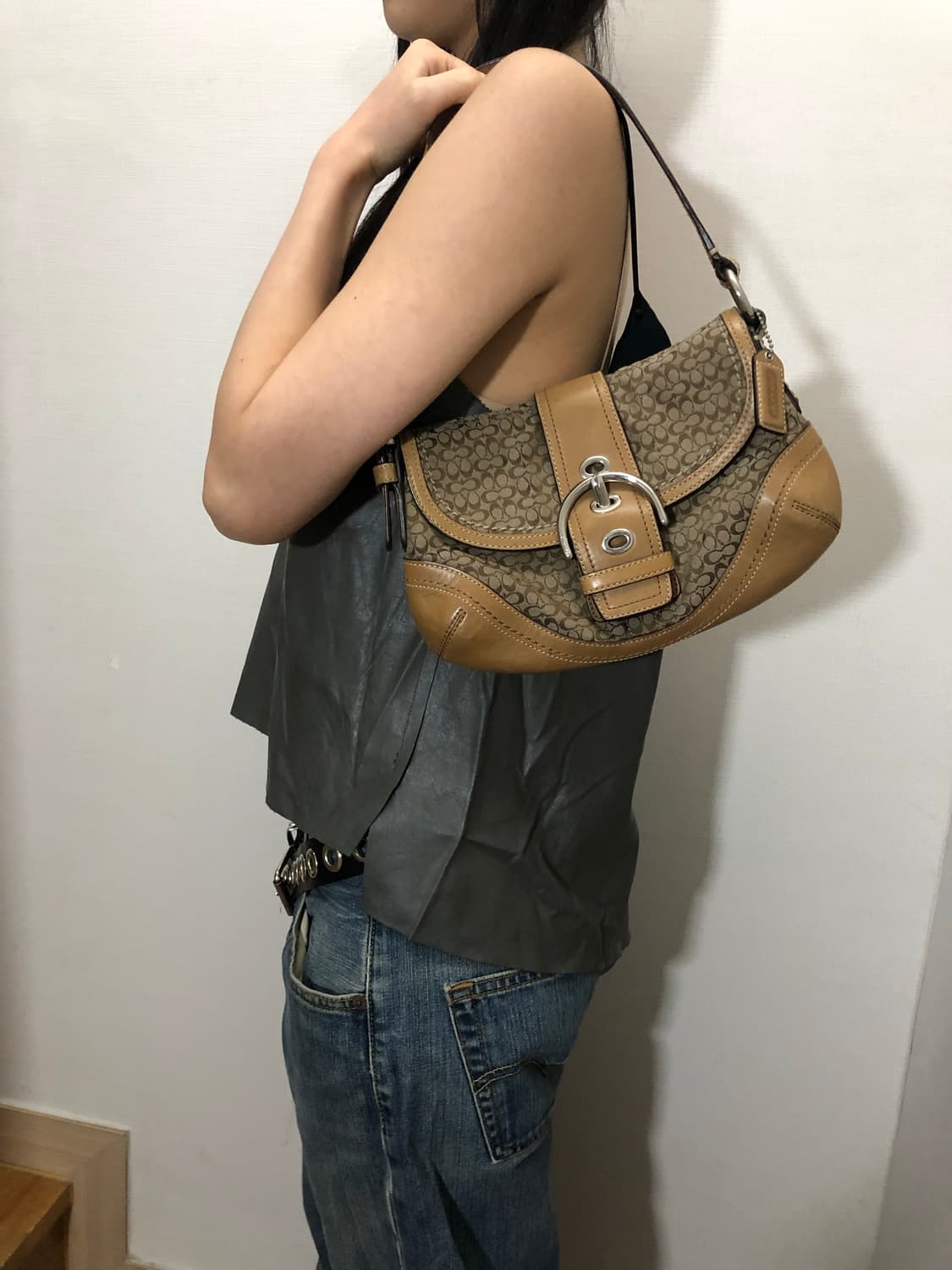 빈티지 코치 브라운 숄더백 상품이미지3