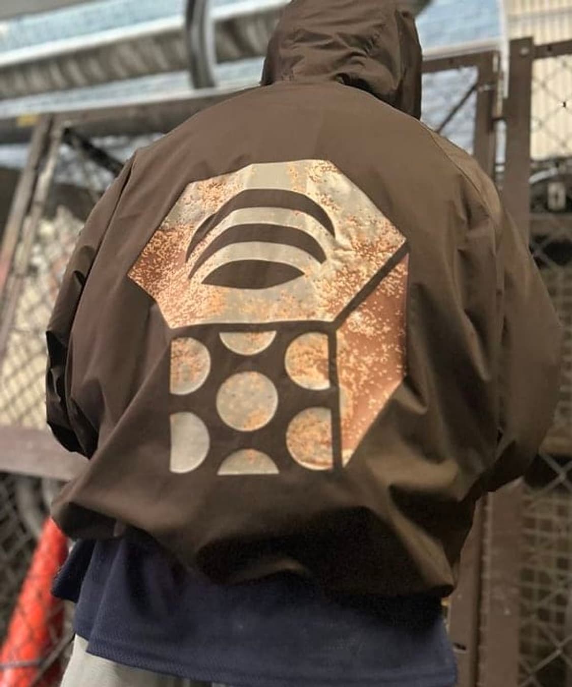 MOUNTAIN HARDWEAR × BEAMS AIRSHELL HOODY 상품이미지10
