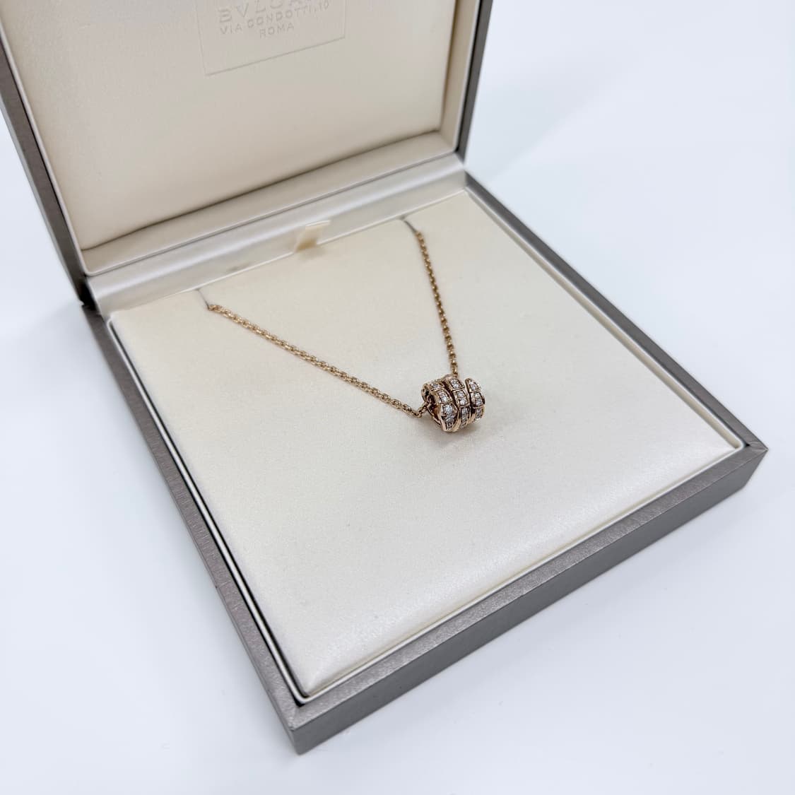 1250판매 불가리 세르펜티 바이퍼 네크리스 풀다이아 18k 목걸이 상품이미지3