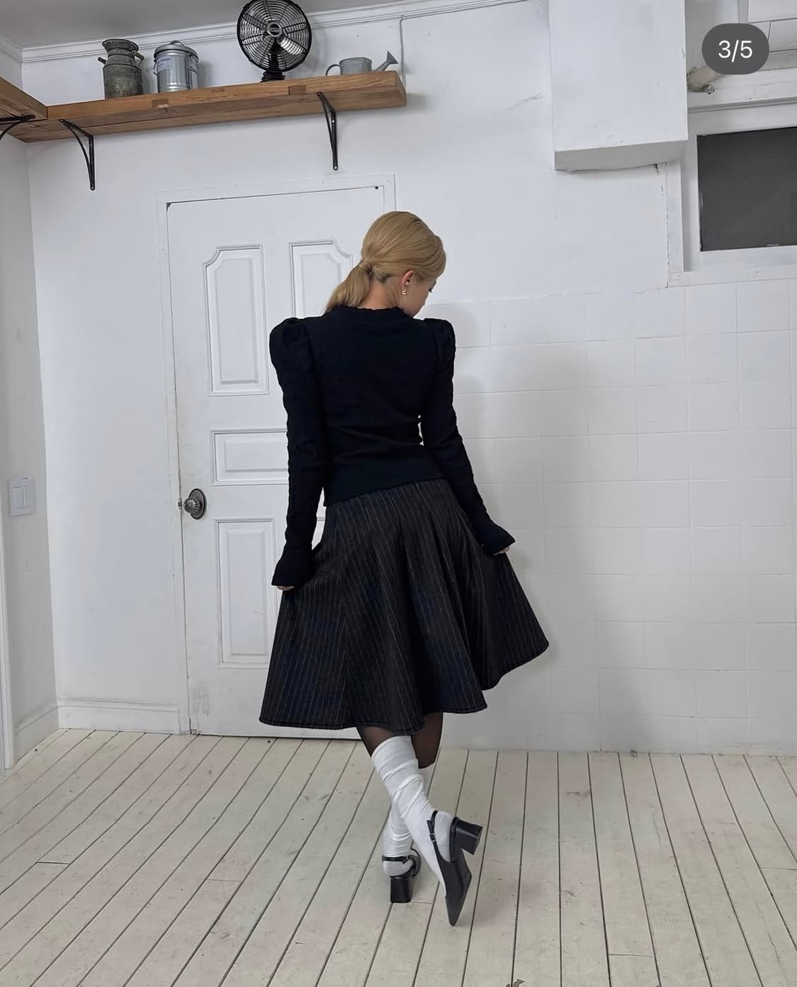 카나리 다크 그레이 울 스커트 DARK GREY WOOL STRIPE 상품이미지3