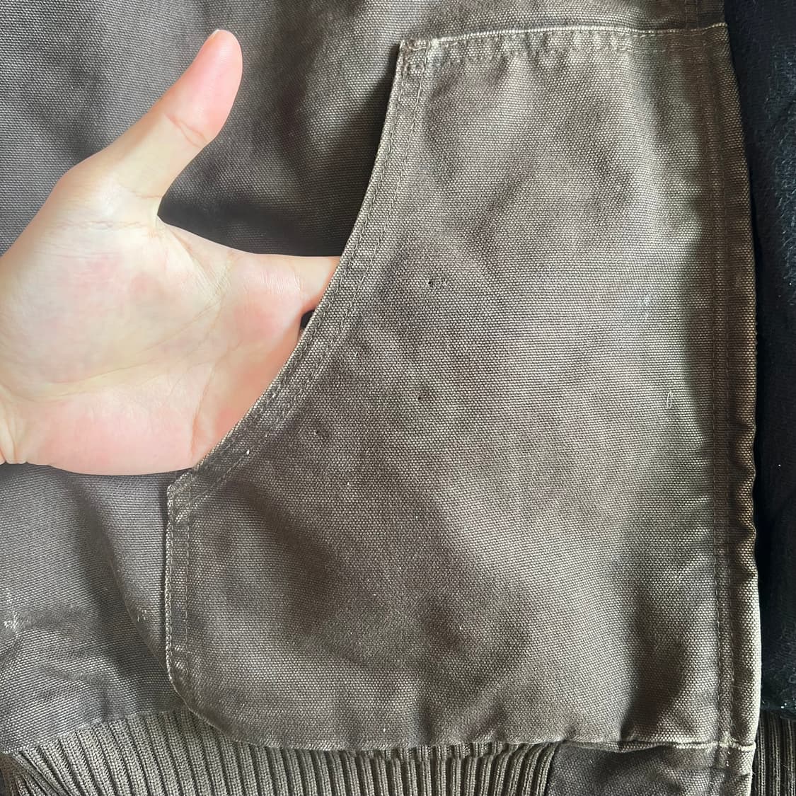 OG 칼하트 j130 다크브라운 L 상품이미지5