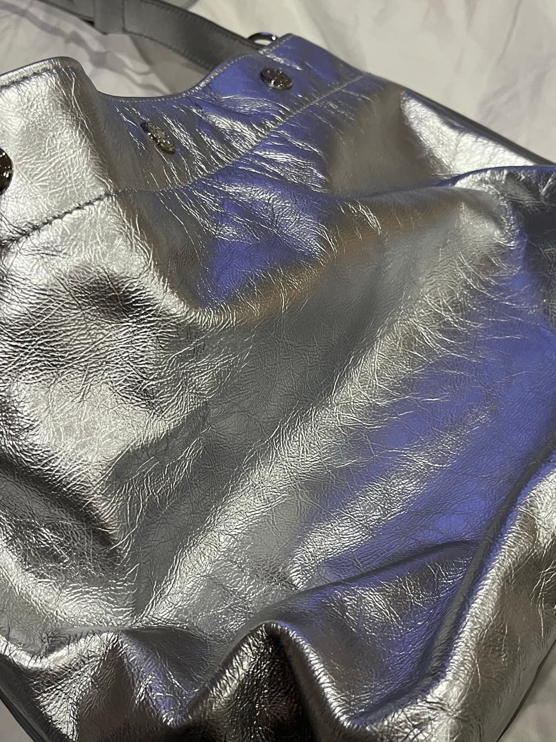 분크 실버 숄더백 상품이미지3