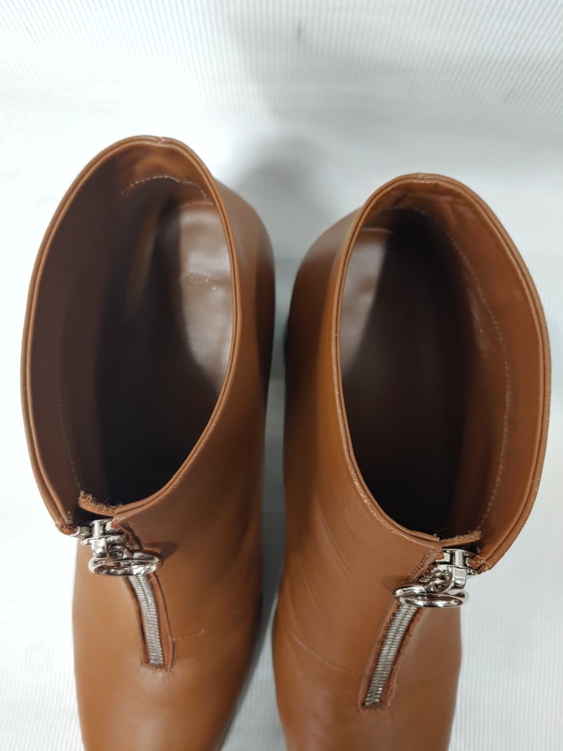 구호 브라운 가죽 앵클 부츠 245 상품이미지5