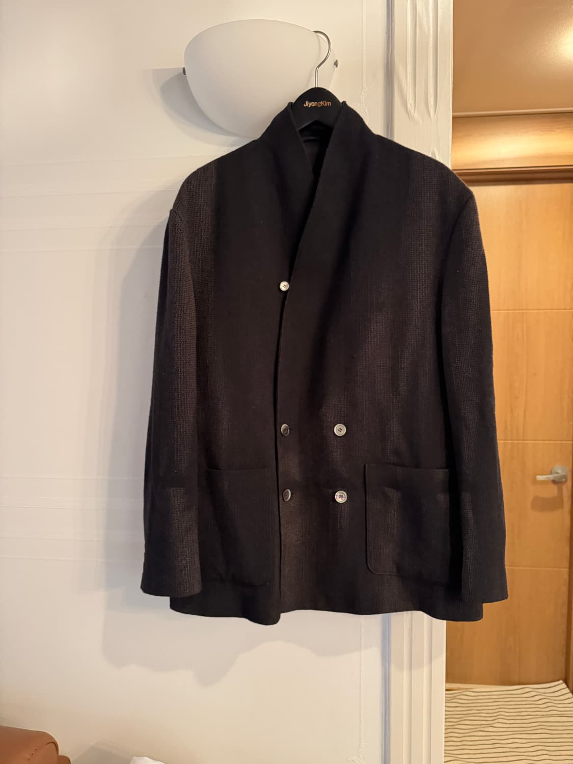 지용킴 25SS 숄카라 테일러드 자켓 블랙 상품이미지2