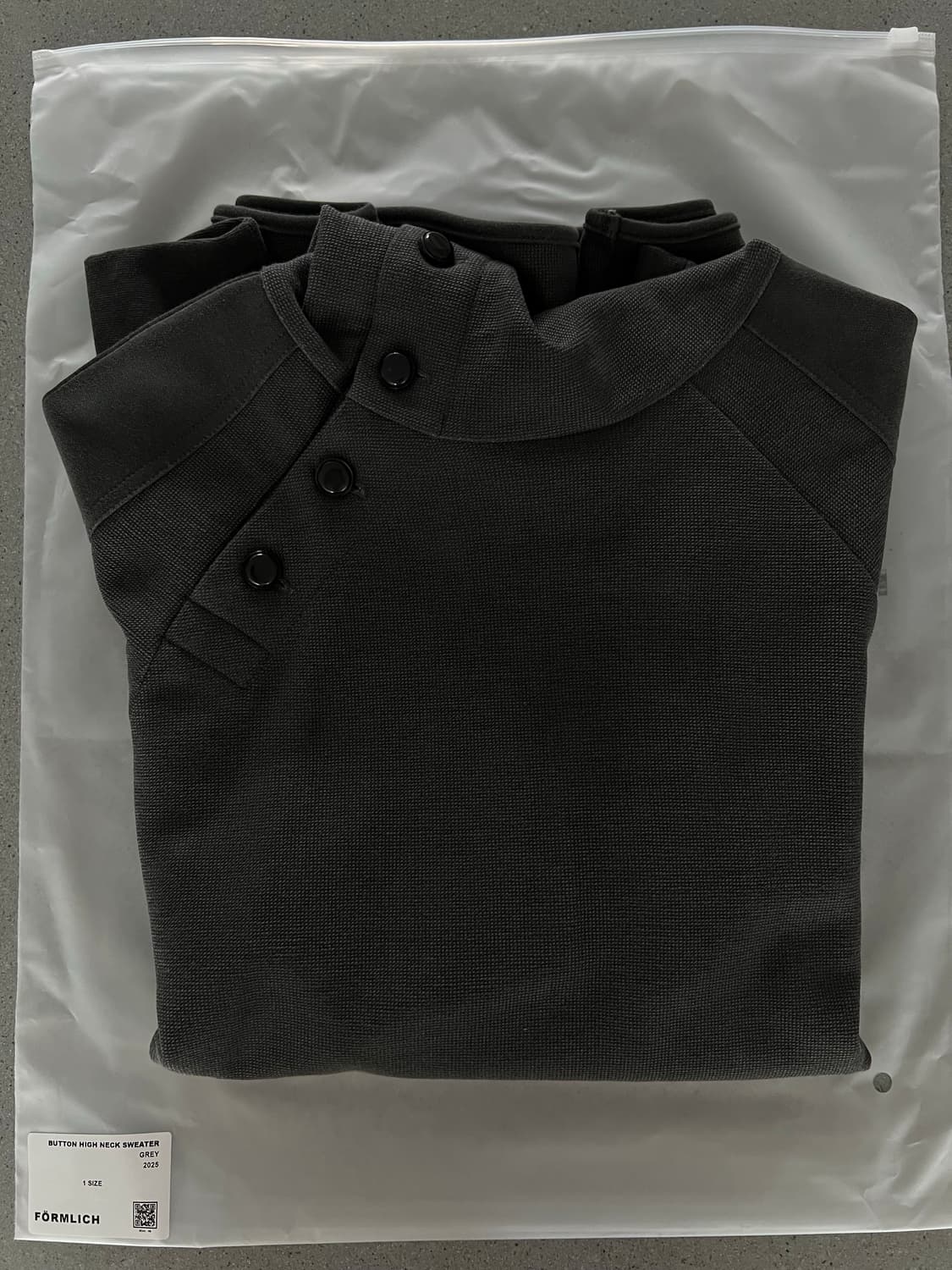 폼리쉬 BUTTON HIGH NECK SWEATER / GREY 맨투맨 상품이미지2