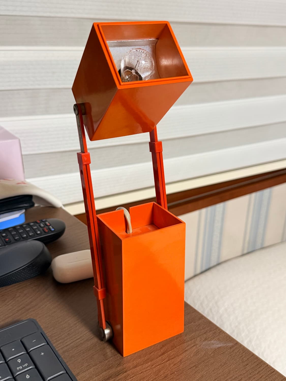 루이스 폴센 lampetit 오렌지 빈티지 데스크램프 상품이미지3