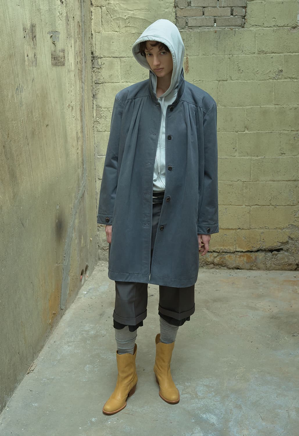 오픈와이와이 OVER SHIRRED TOP COAT CHARCOAL 상품이미지3