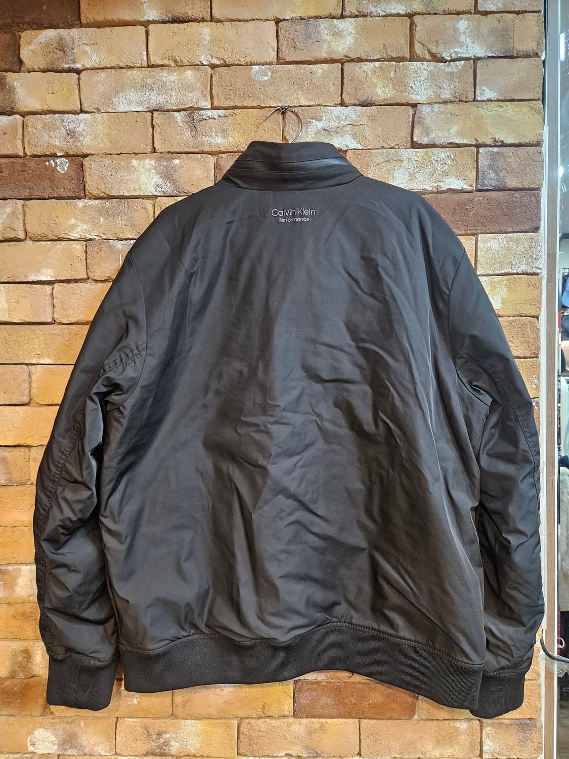 캘빈클라인 블랙 봄버 자켓 상품이미지3