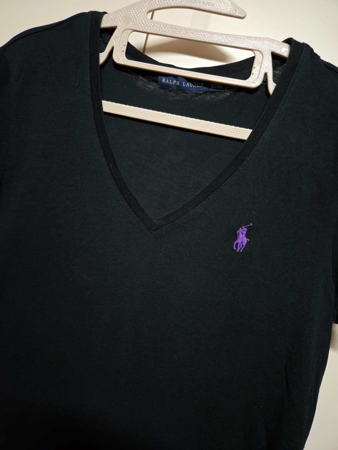 폴로 랄프로렌 정품 여성 블랙 브이넥 반팔티(M사이즈) 상품이미지2
