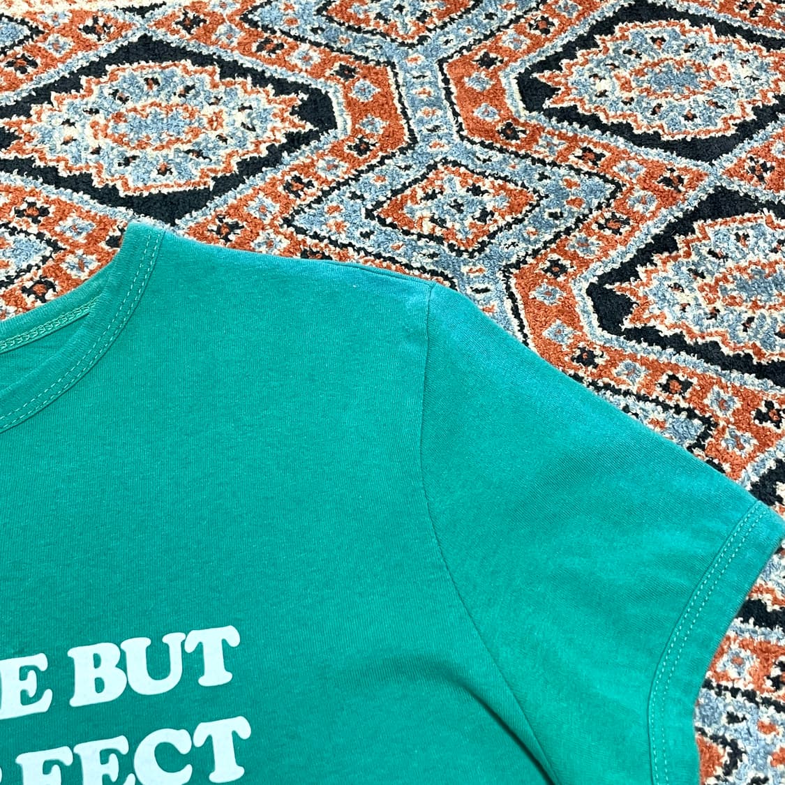 자라 스펠프린팅 그린 반팔티셔츠 여성M 상품이미지3