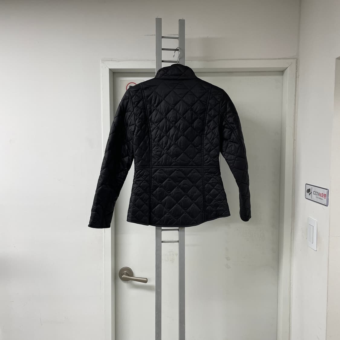 바버 퀄팅 자켓 블랙 36(W) 상품이미지6