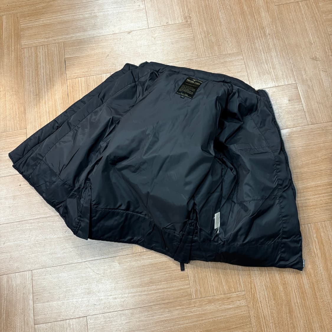 옐로우콘 블랙 다운 푸퍼 자켓 상품이미지9