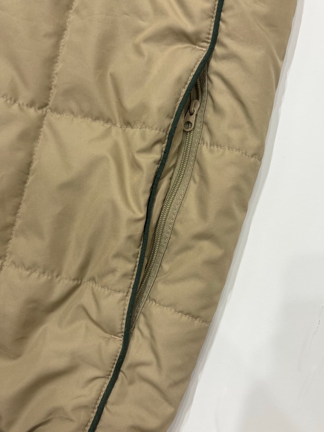 Nike 나이키 베이지 퀄팅 점퍼 상품이미지5