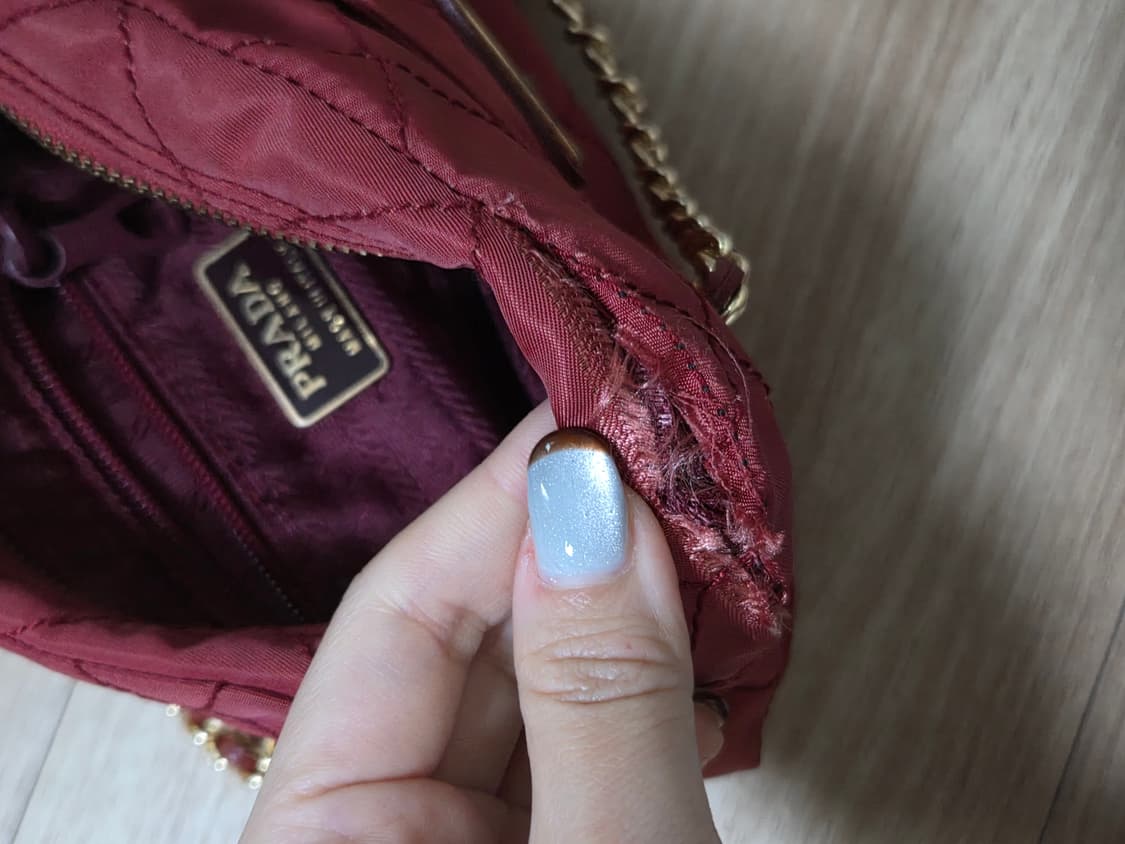 프라다 레드 나일론 퀼팅 체인 미니백(정품 빈티지) 상품이미지5