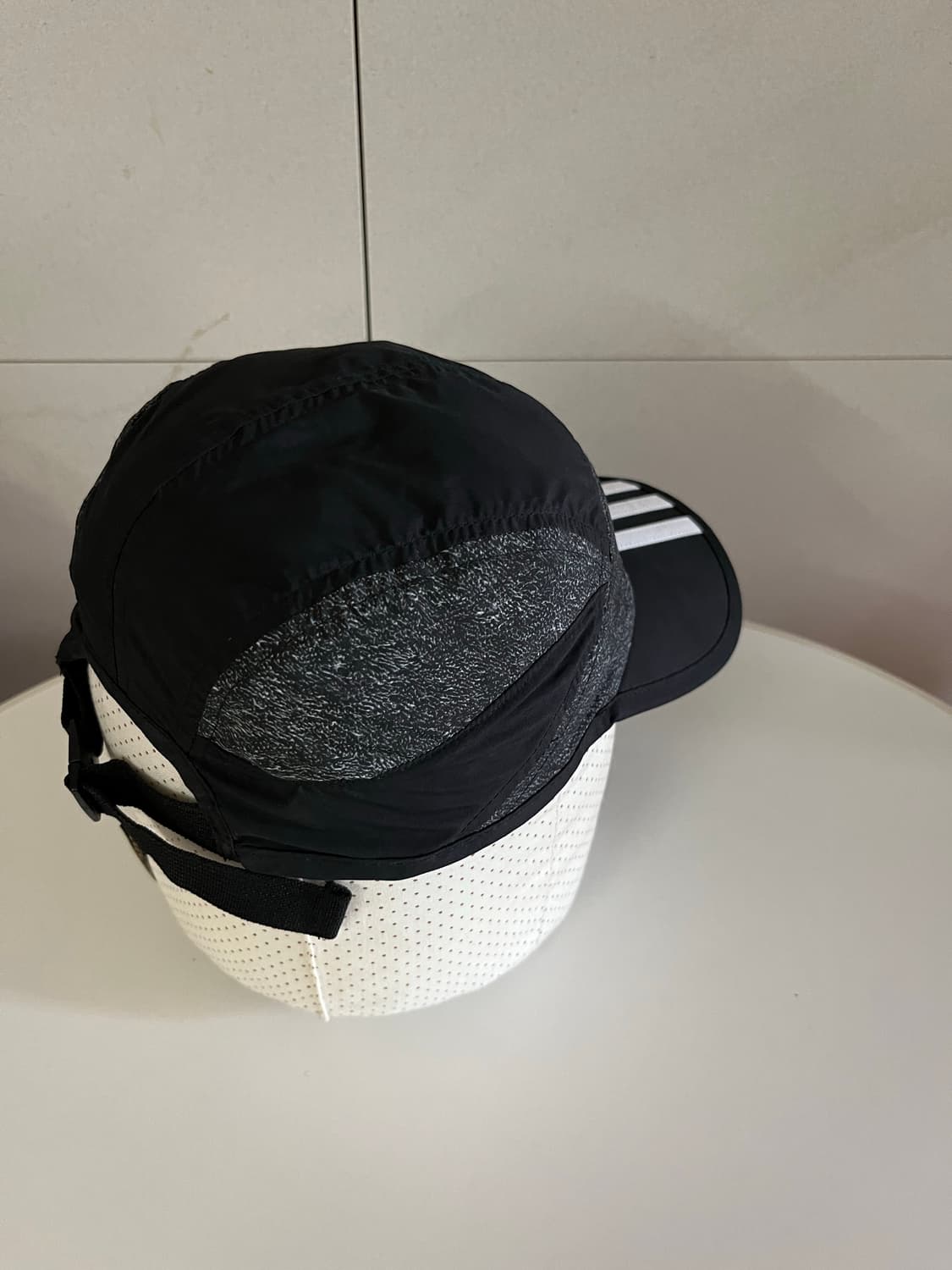 팔라스 x 아디다스 러너 캡 M/L 상품이미지7