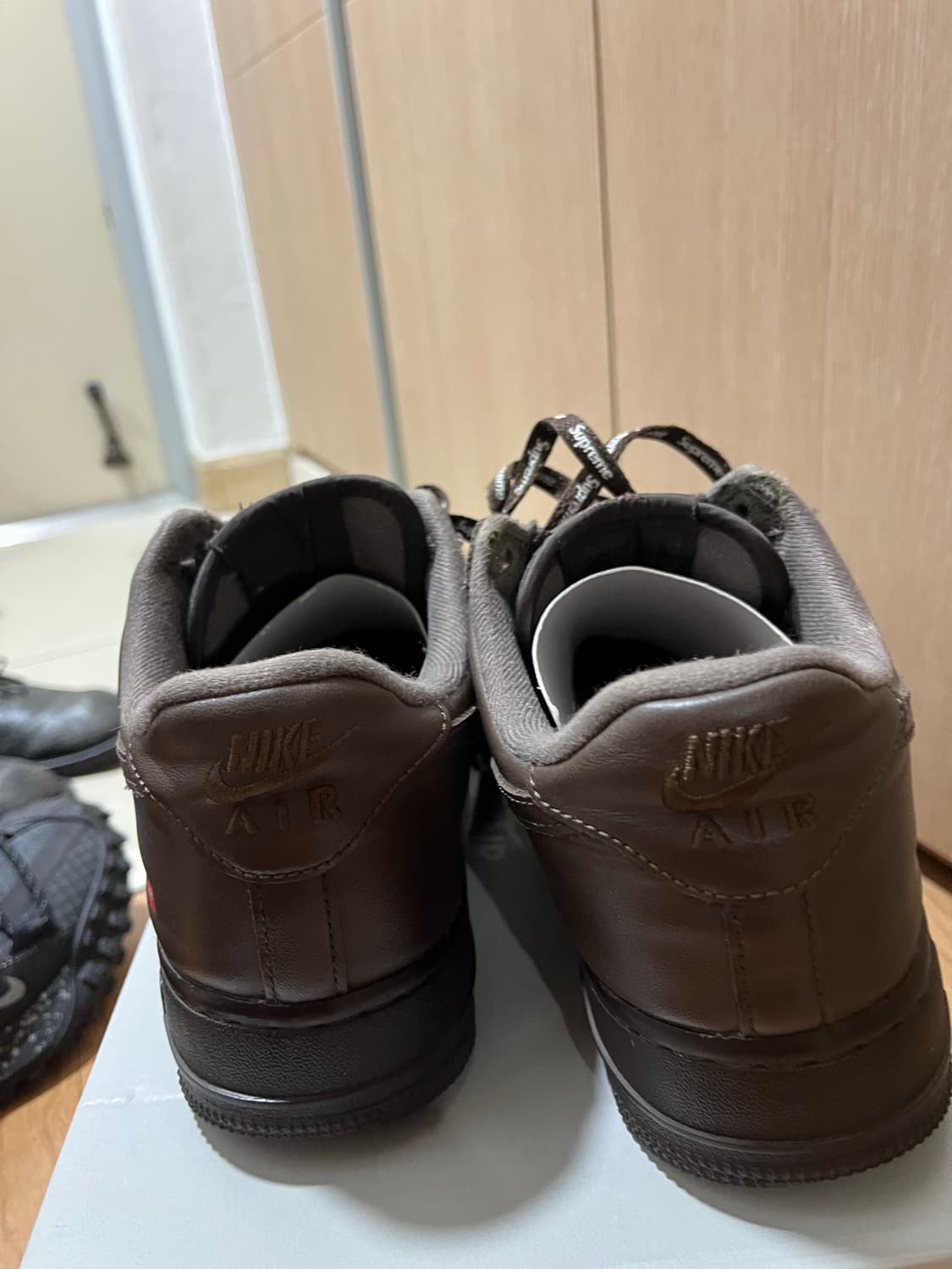 나이키 x 슈프림 에어포스 1 로우 바로크 브라운 255사이즈 팝니다 상품이미지5
