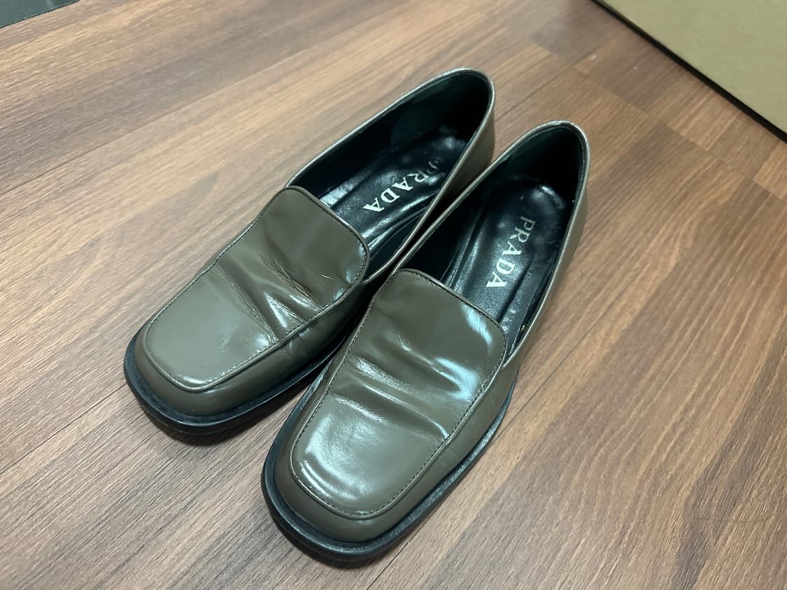 프라다 빈티지 구두 상품이미지3