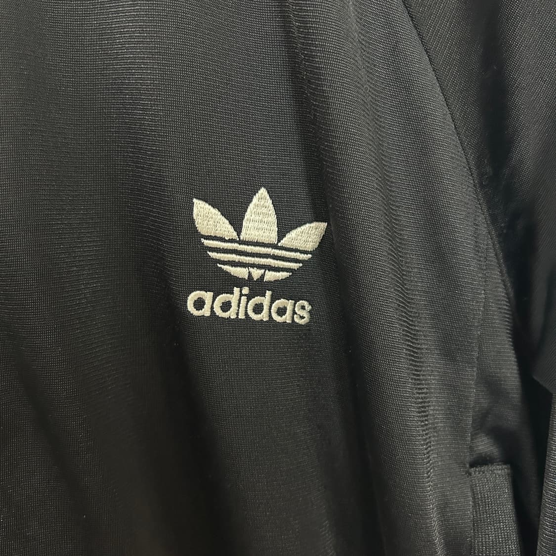 아디다스 오리지널 자수로고 슈퍼걸 트랙탑 져지 블랙 상품이미지4