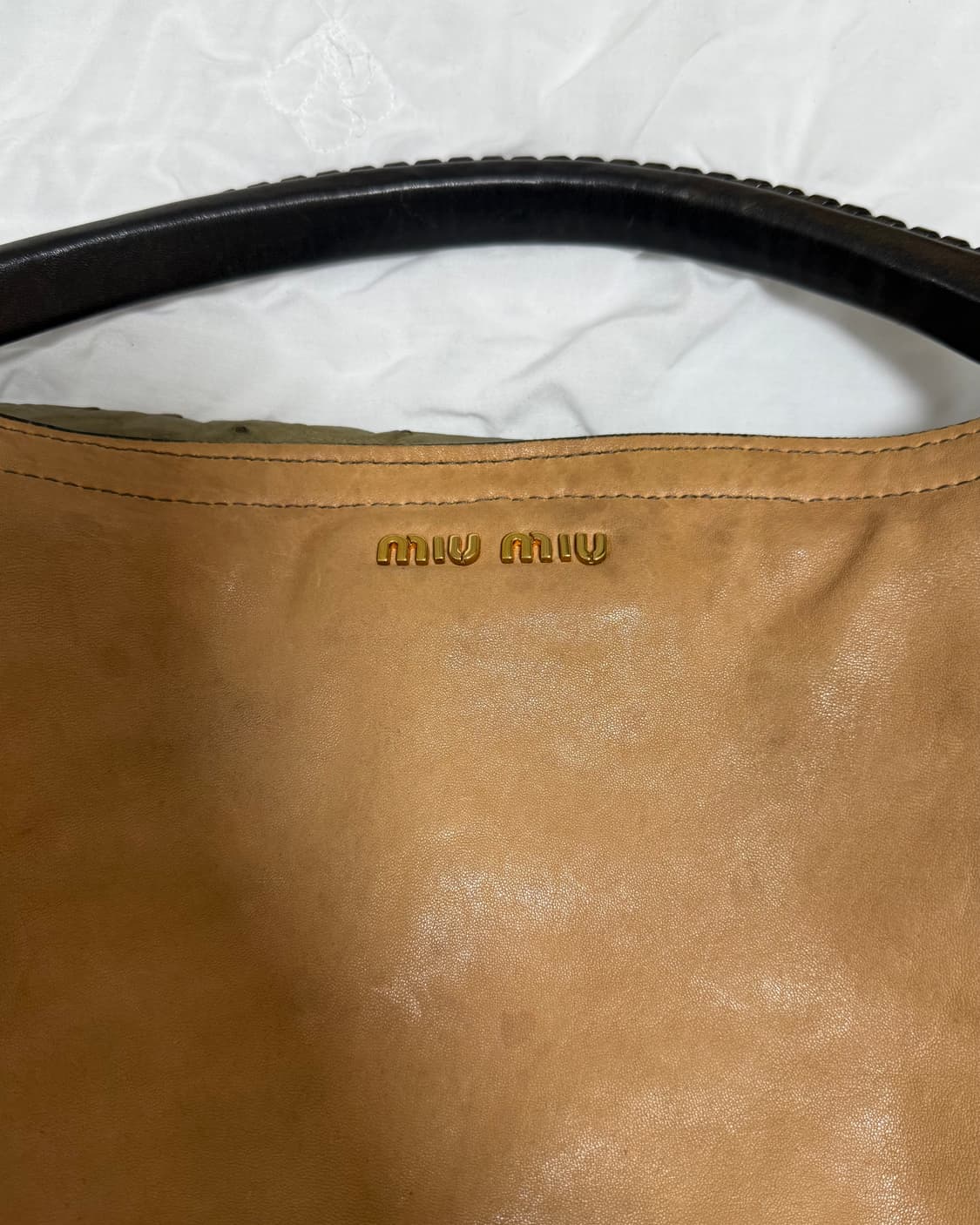 miu miu 미우미우 오스트리치 레더백 상품이미지7