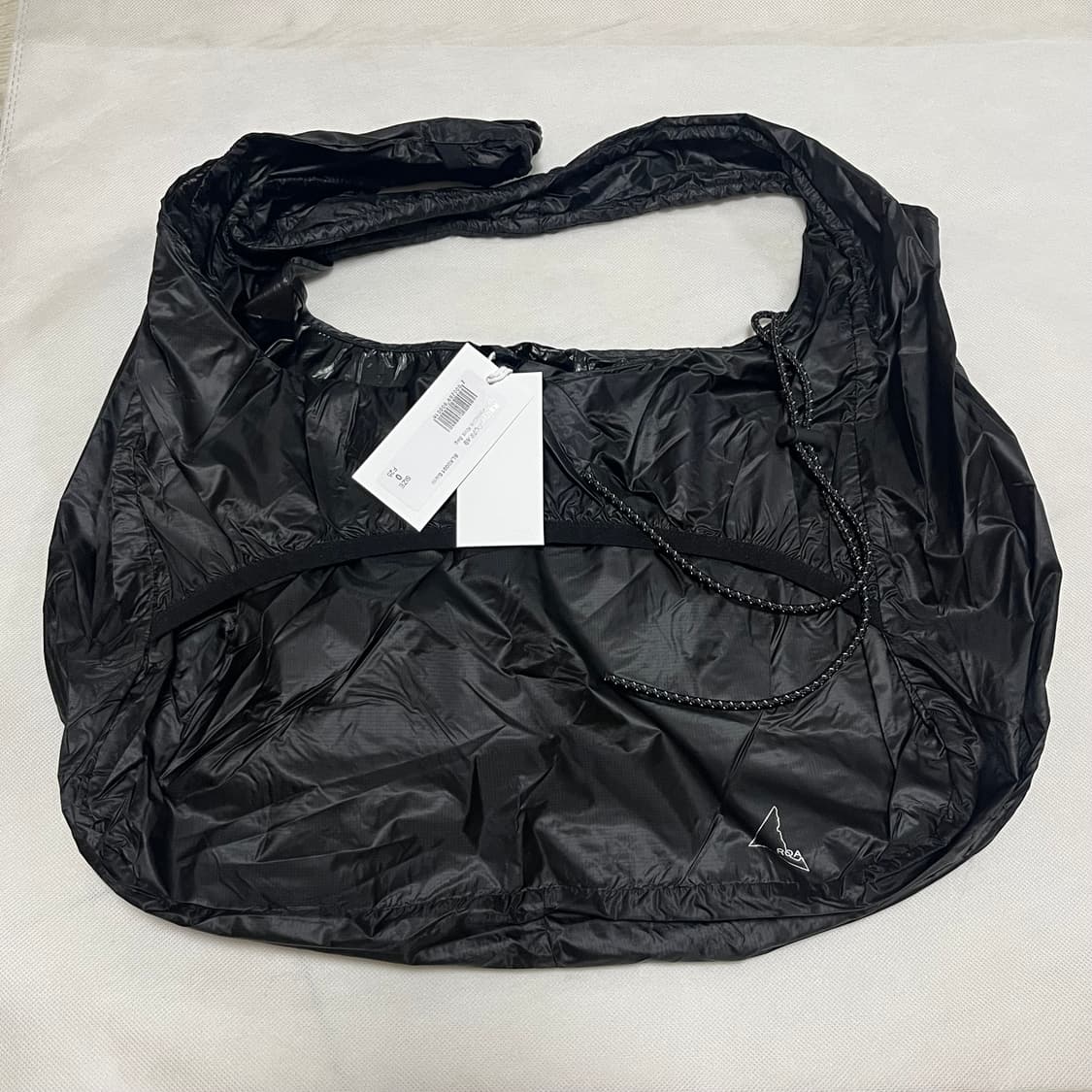 로아 하이킹 25fw 패커블 노트 백/블랙 상품이미지2