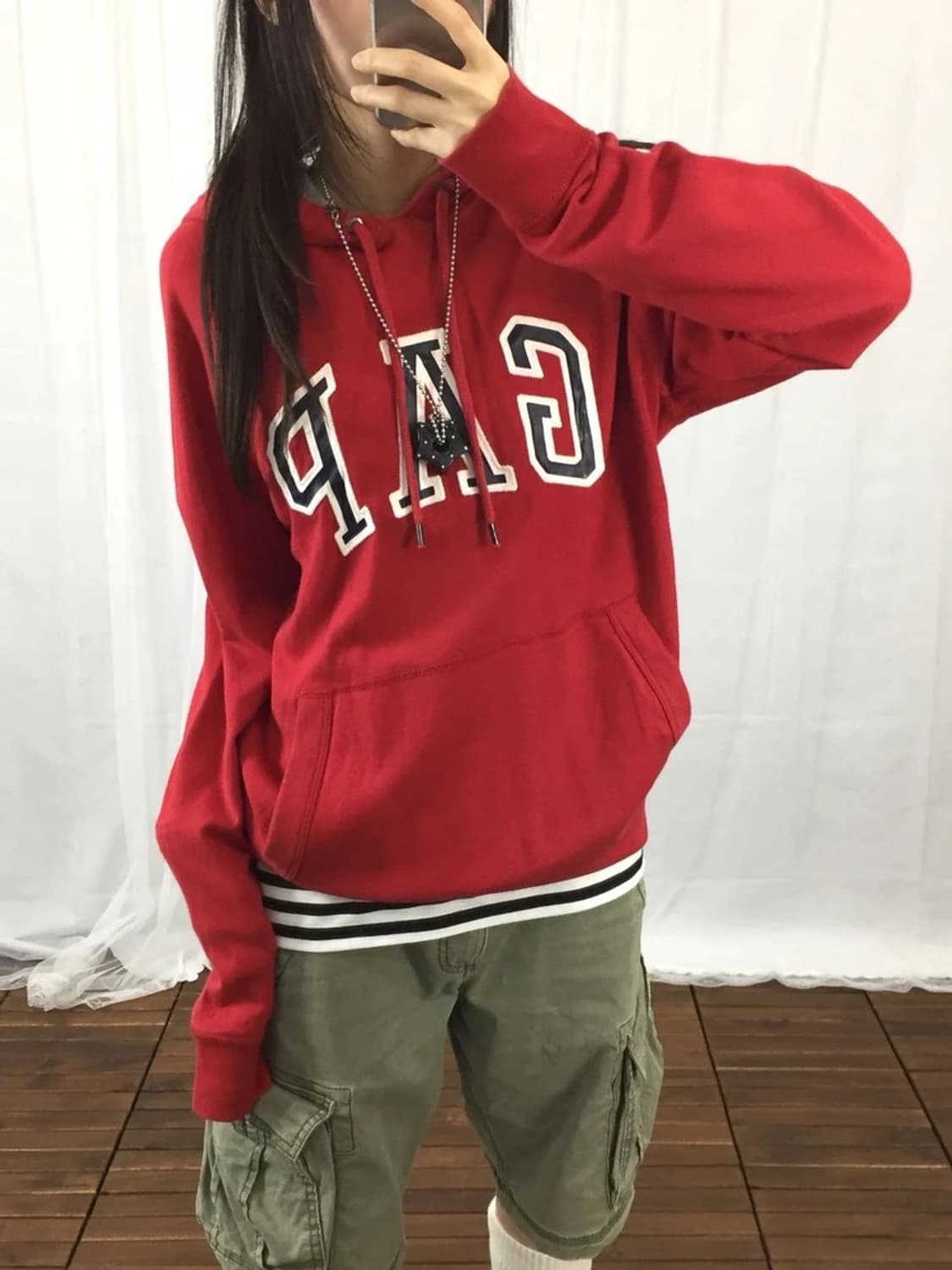 GAP Red Arch Logo Pullover Hoodie 상품이미지3