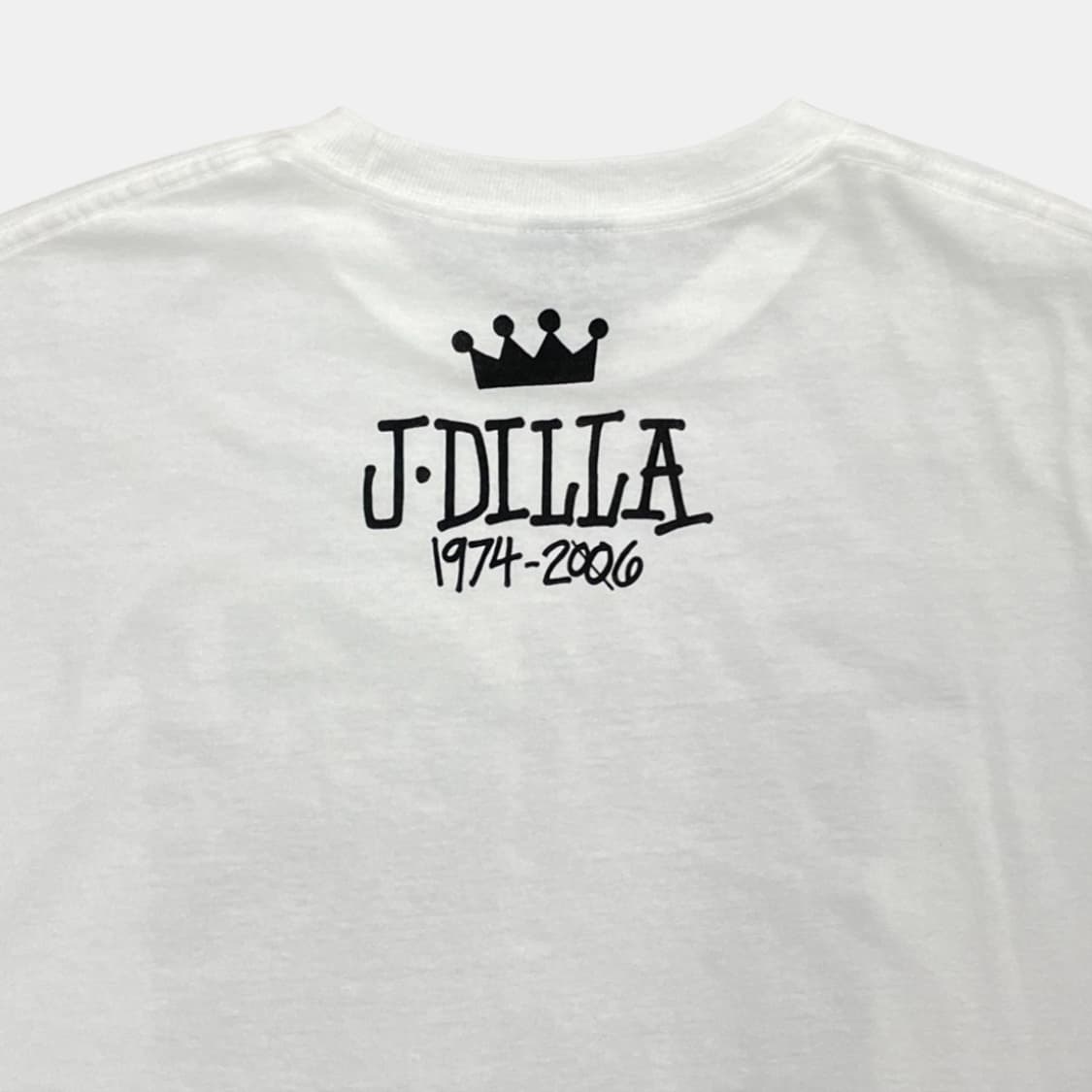 (L) 스투시 X J DILLA 프린팅 반팔티 상품이미지3