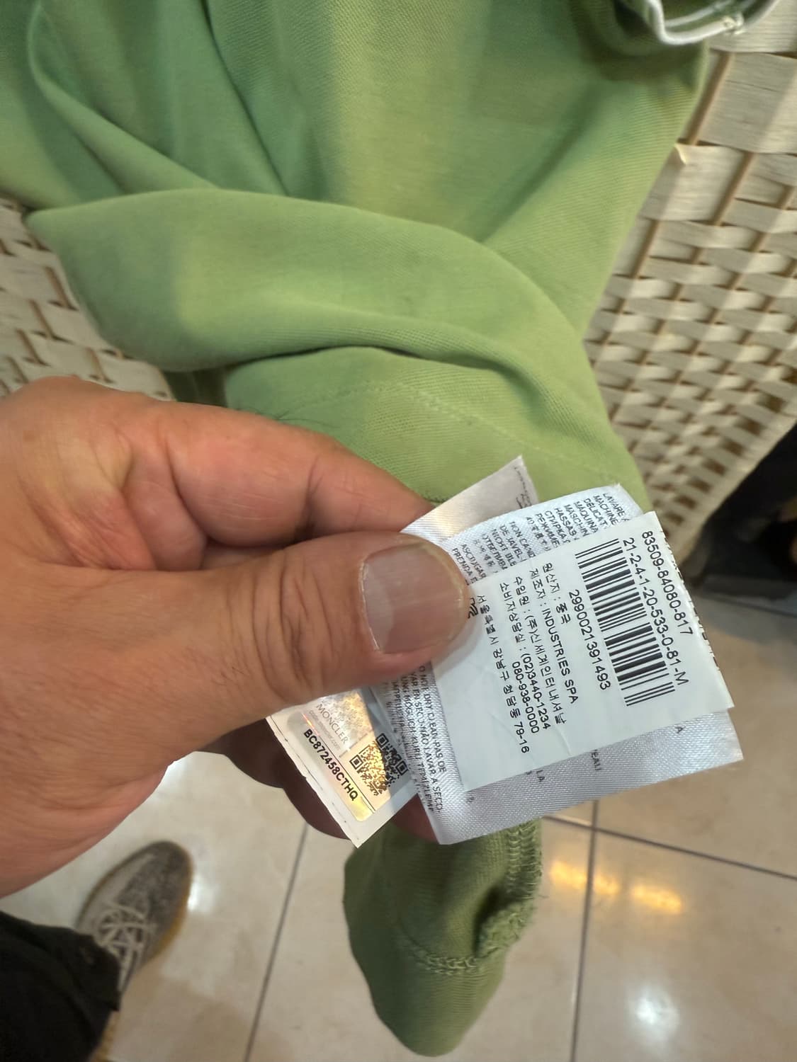 66 정품 몽클레어 반팔 팝니다 상품이미지6