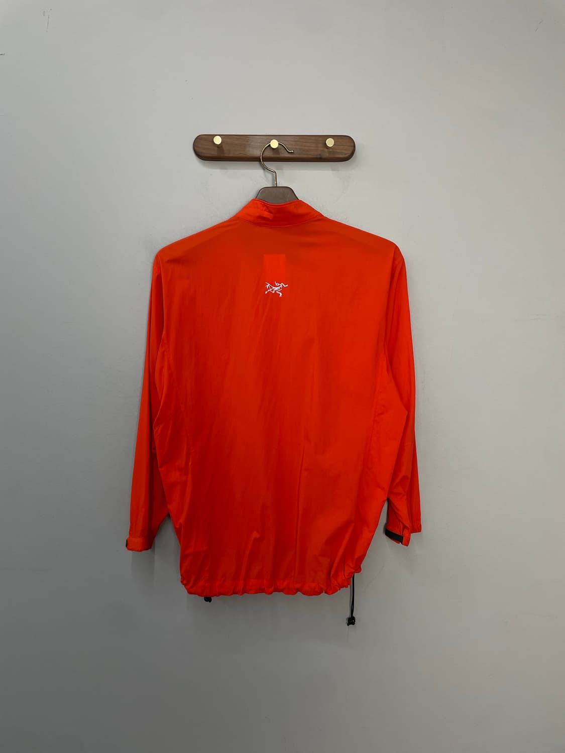 아크테릭스 오렌지 경량 나일론 바람막이 H2006 상품이미지4