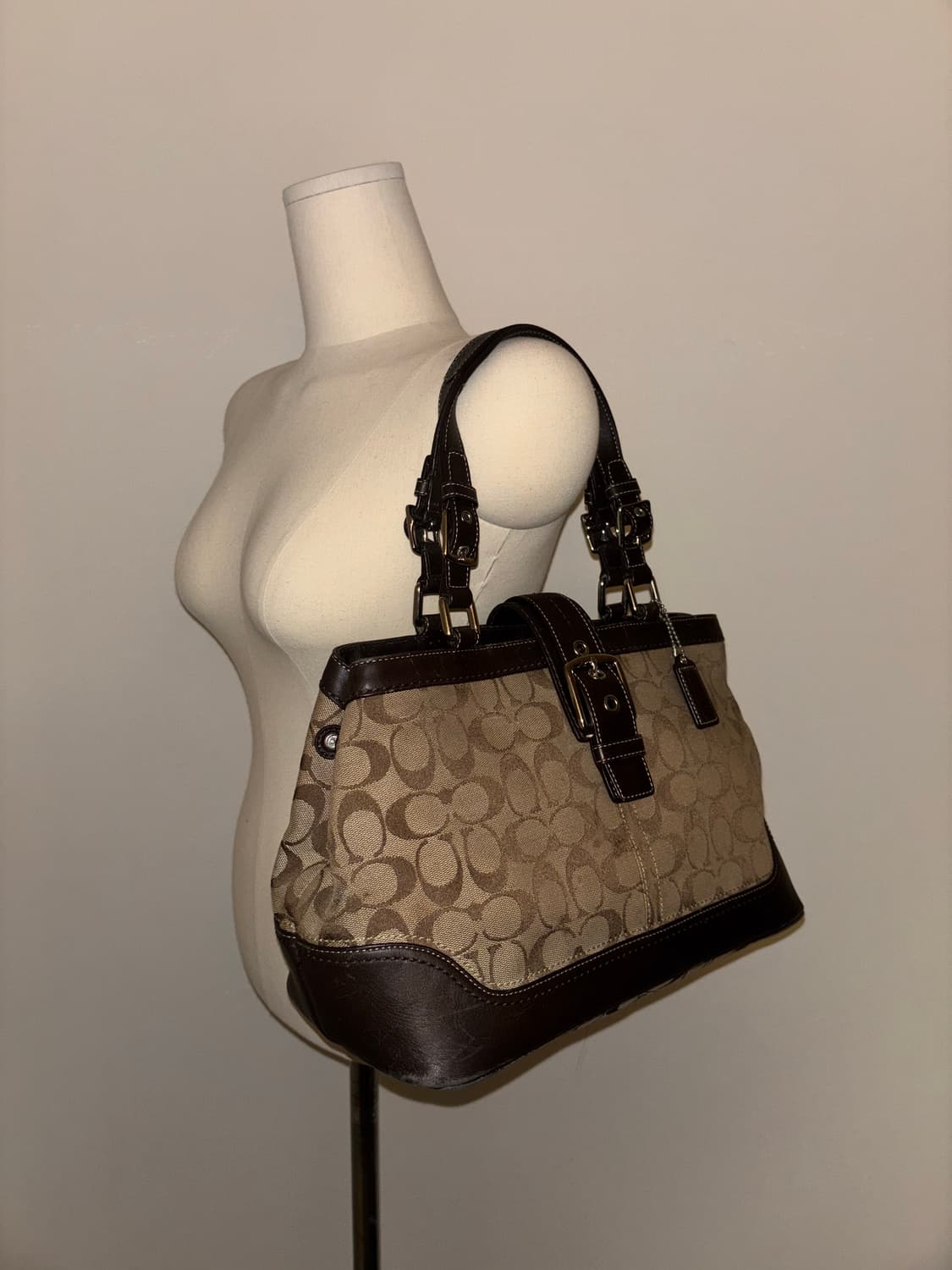 🚨연말세일🚨Coach Brown Shoulder 상품이미지3