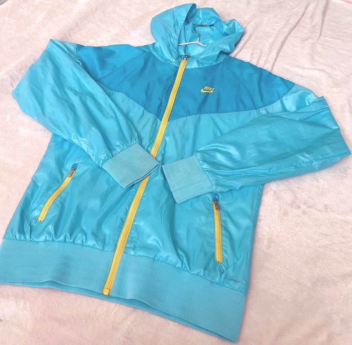 나이키 하늘 바람막이 상품이미지2