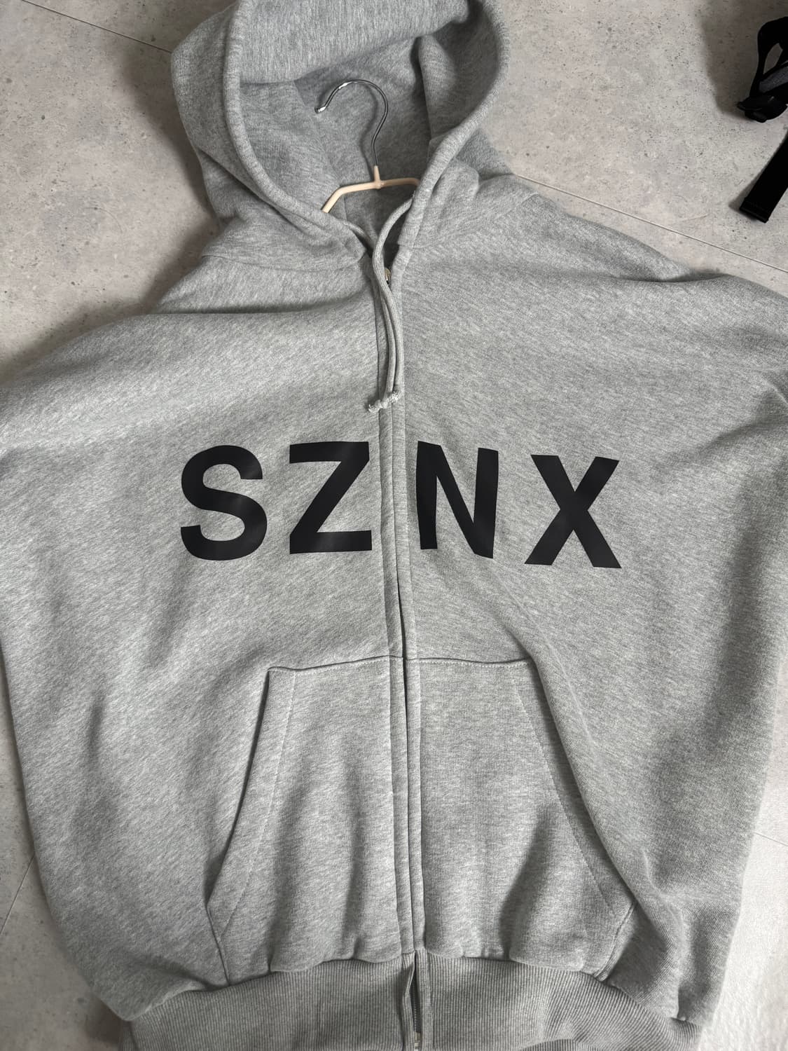 Ye(칸예웨스트)-SZNX HOODIE 3SIZE 상품이미지1