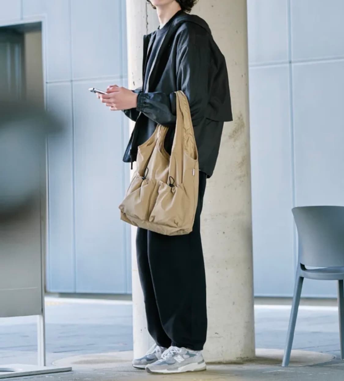 마지언타이틀 보어백 베이지 상품이미지1