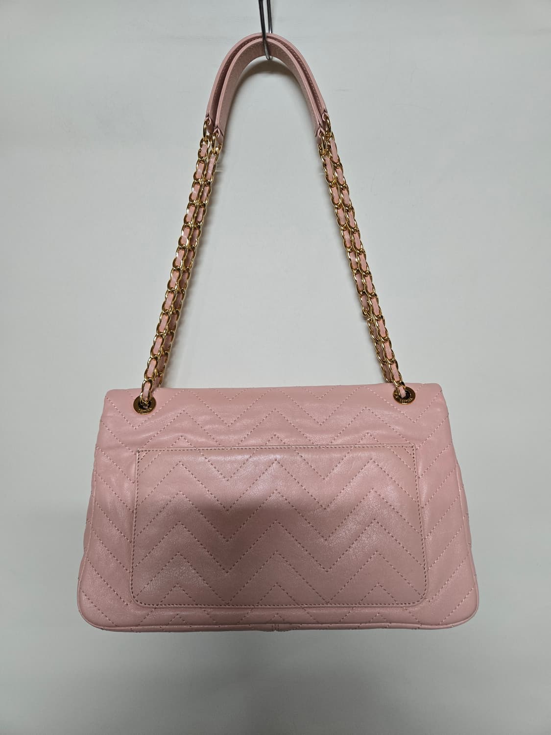 제이에스티나 핑크 퀼딩 체인 숄더백  상품이미지2