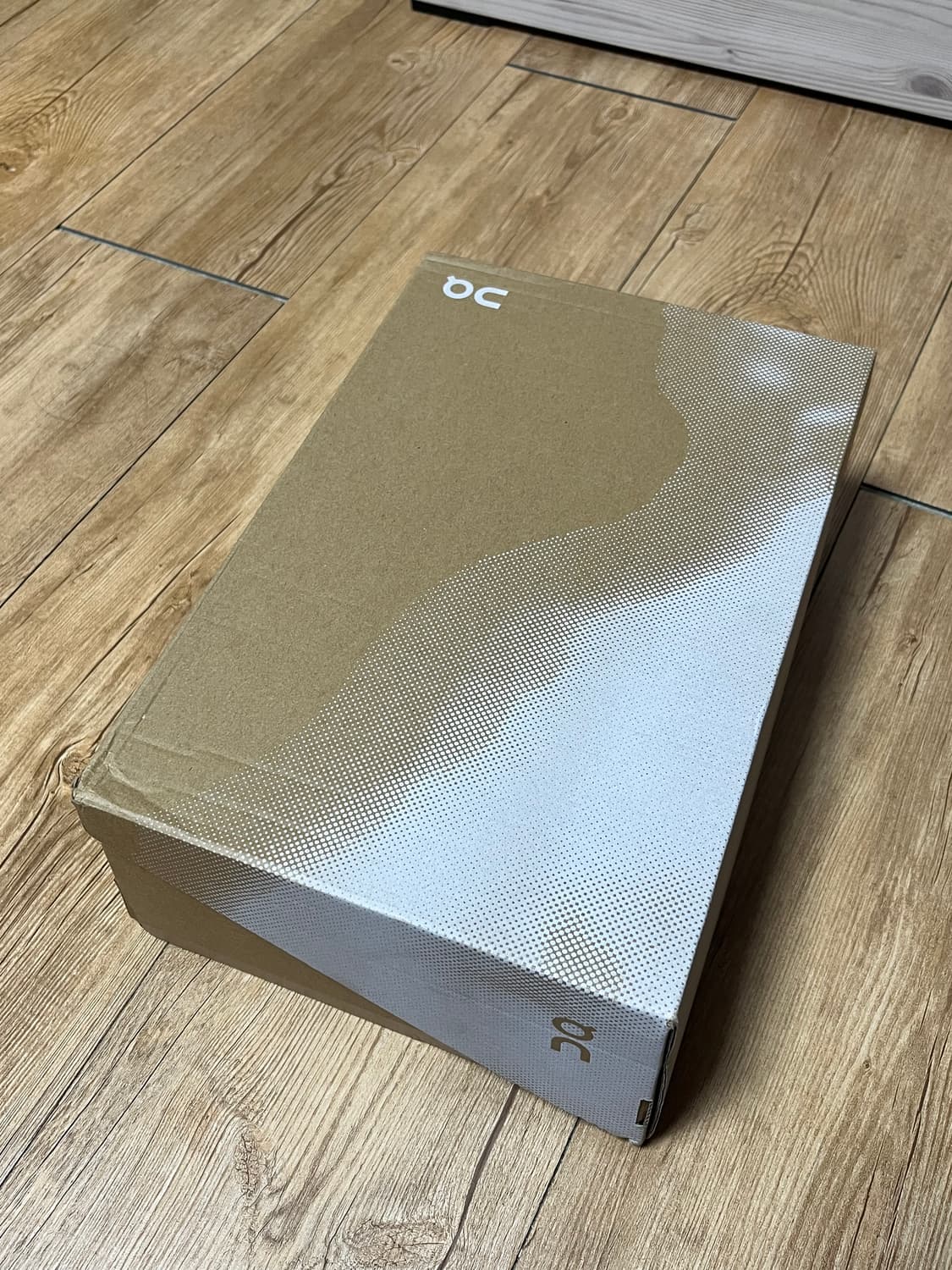 온러닝 클라우드몬스터2(us9, 270) 상품이미지4