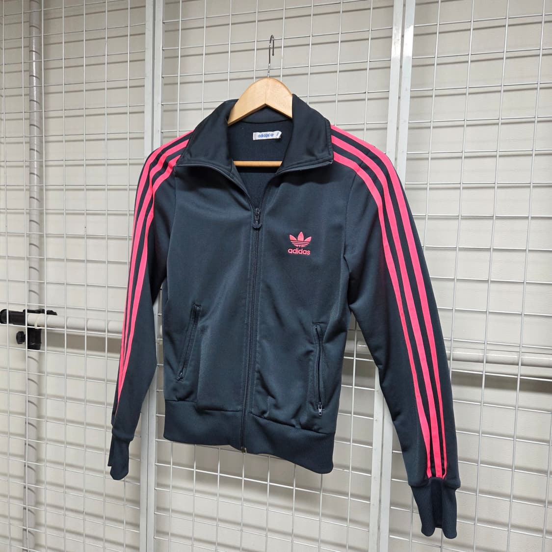 아디다스 파이어버드져지 90사이즈(착샷) 상품이미지3