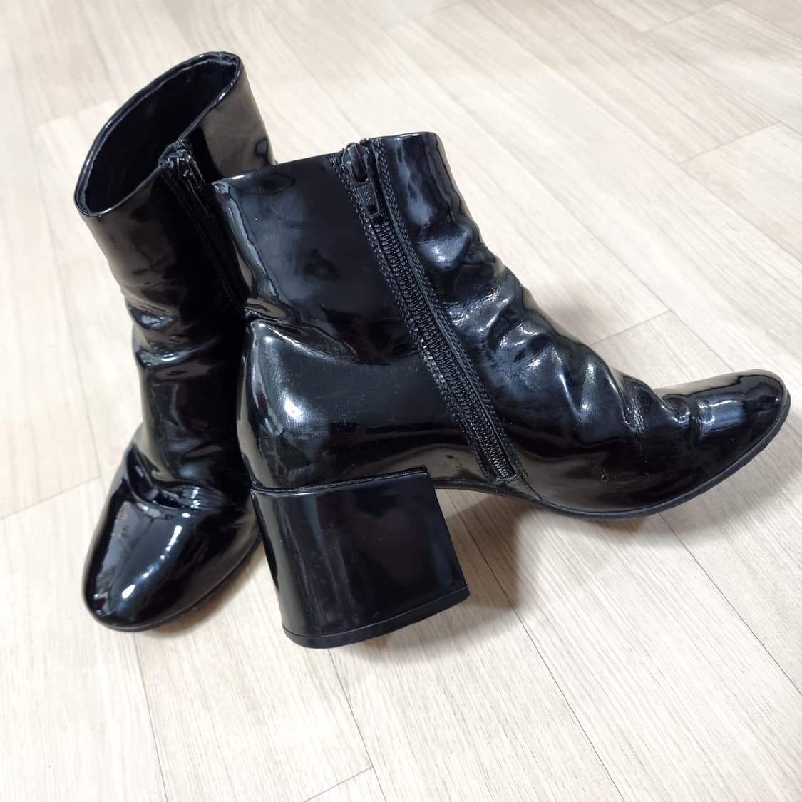 메종마르지엘라 MM6 앵클부츠 슈즈 (표기36) 사용감있음 상품이미지1