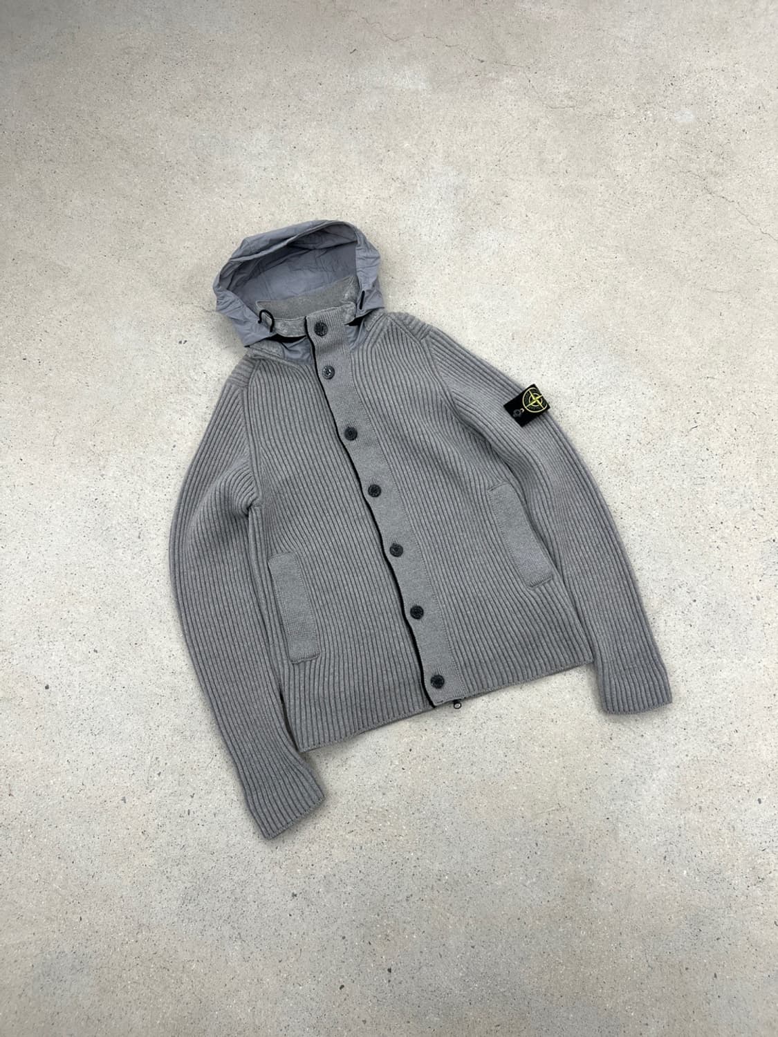 스톤아일랜드 와펜 골지 니트 집업 가디건 상품이미지4