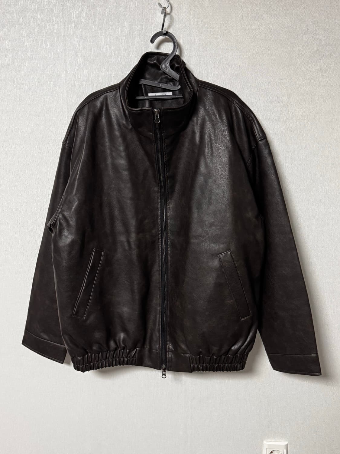 로빈 투웨이 다크브라운 레더 봄버 자켓 상품이미지2