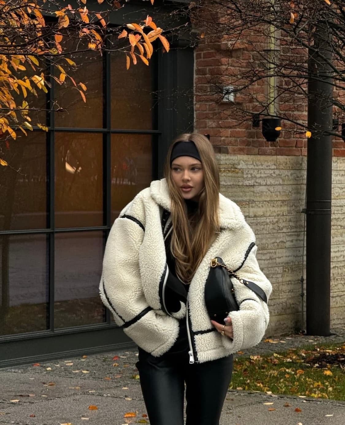 자라 여성 에코퍼 시어링 바이커 무스탕 상품이미지4