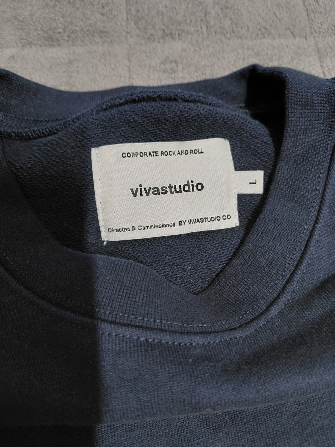 비바스튜디오 리트리버 클럽 맨투맨L 상품이미지5