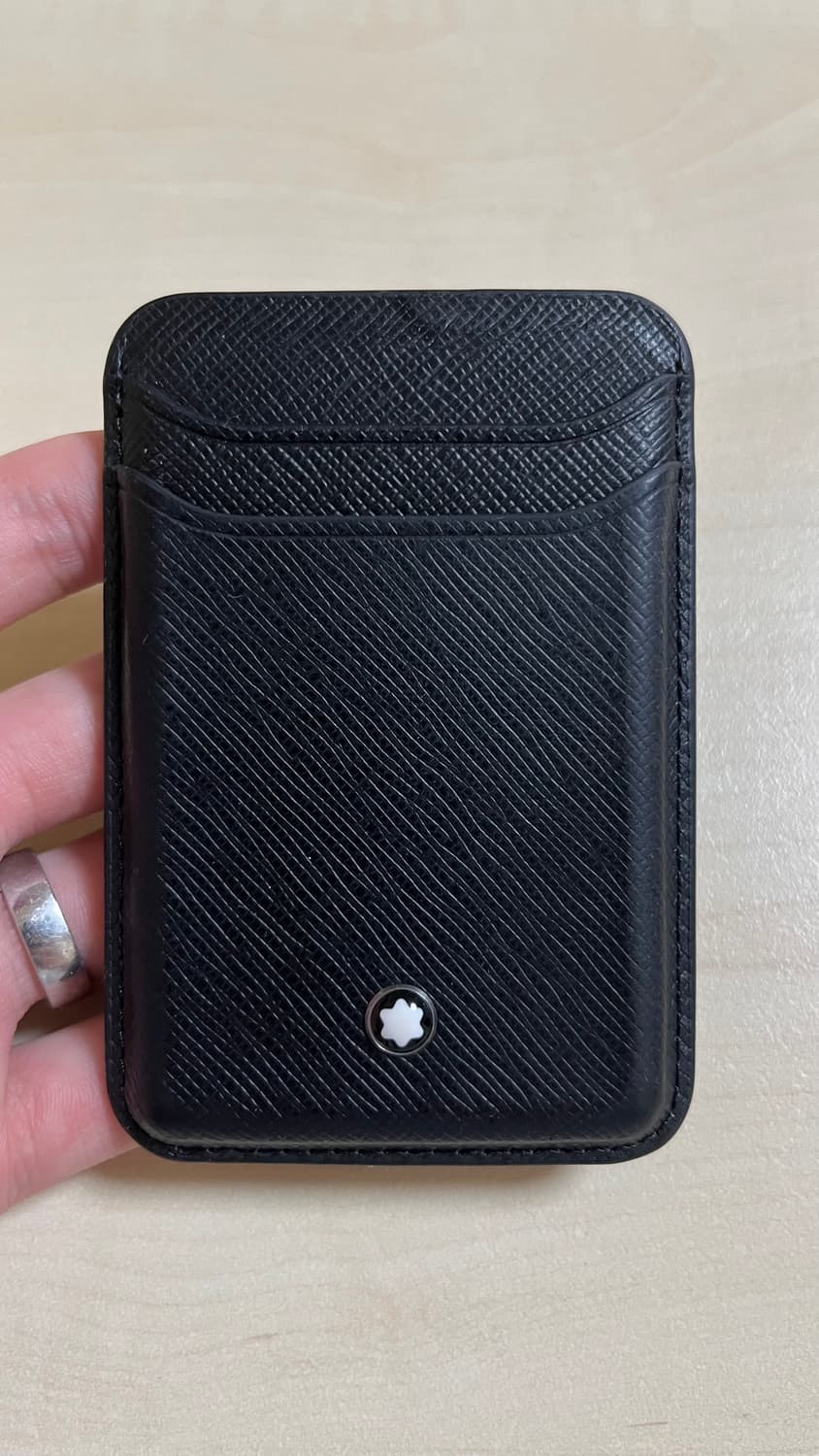 몽블랑 사토리얼 맥세이프 카드지갑 블랙 상품이미지1