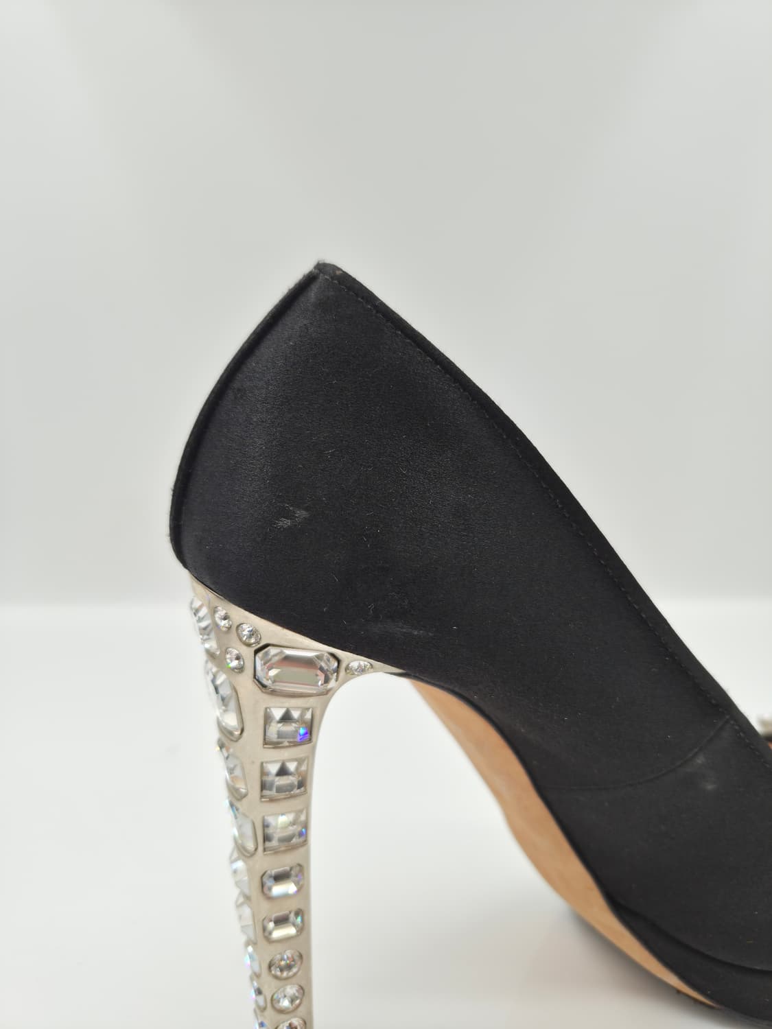 미우미우 크리스탈 블랙 사틴 오픈토 펌프스 구두 상품이미지10
