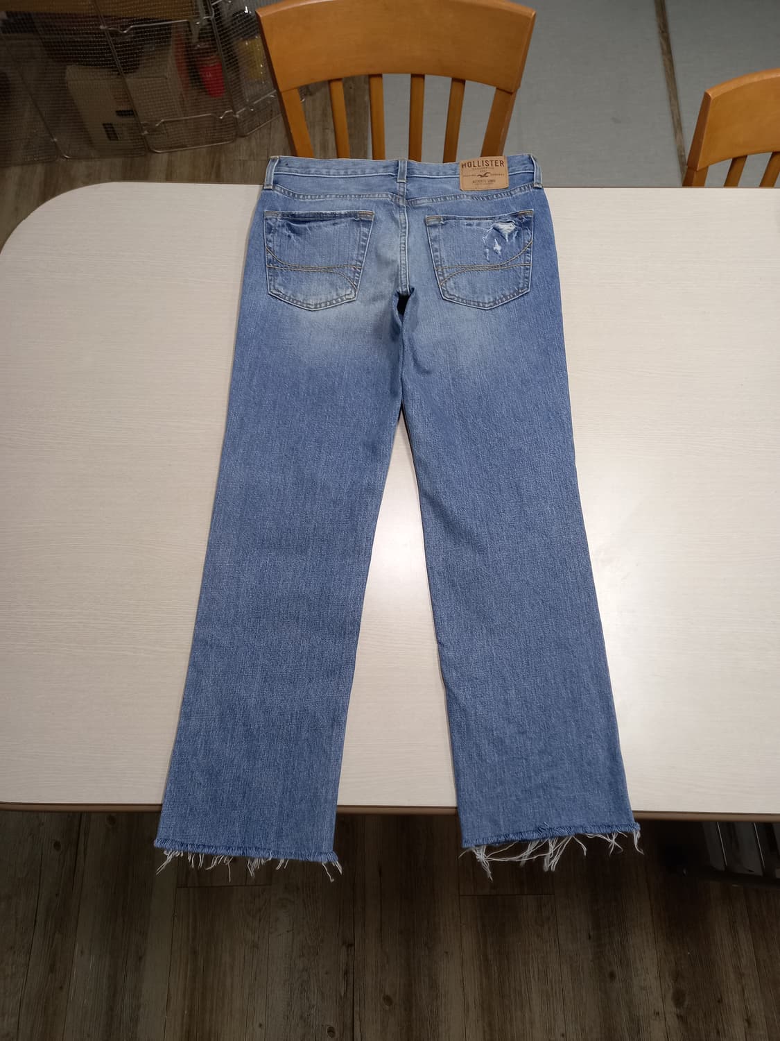 31 HOLLISTER 데미지워싱 일자 크롭진 31-502 상품이미지2