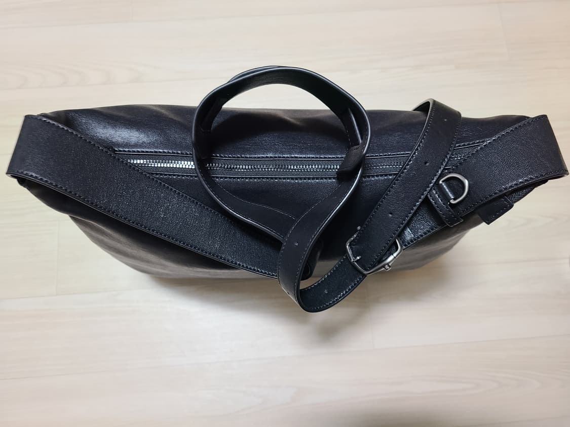 [질스튜어트X삭형] 블랙 가죽 2WAY 숄더백 (카드지갑 포함) 상품이미지2