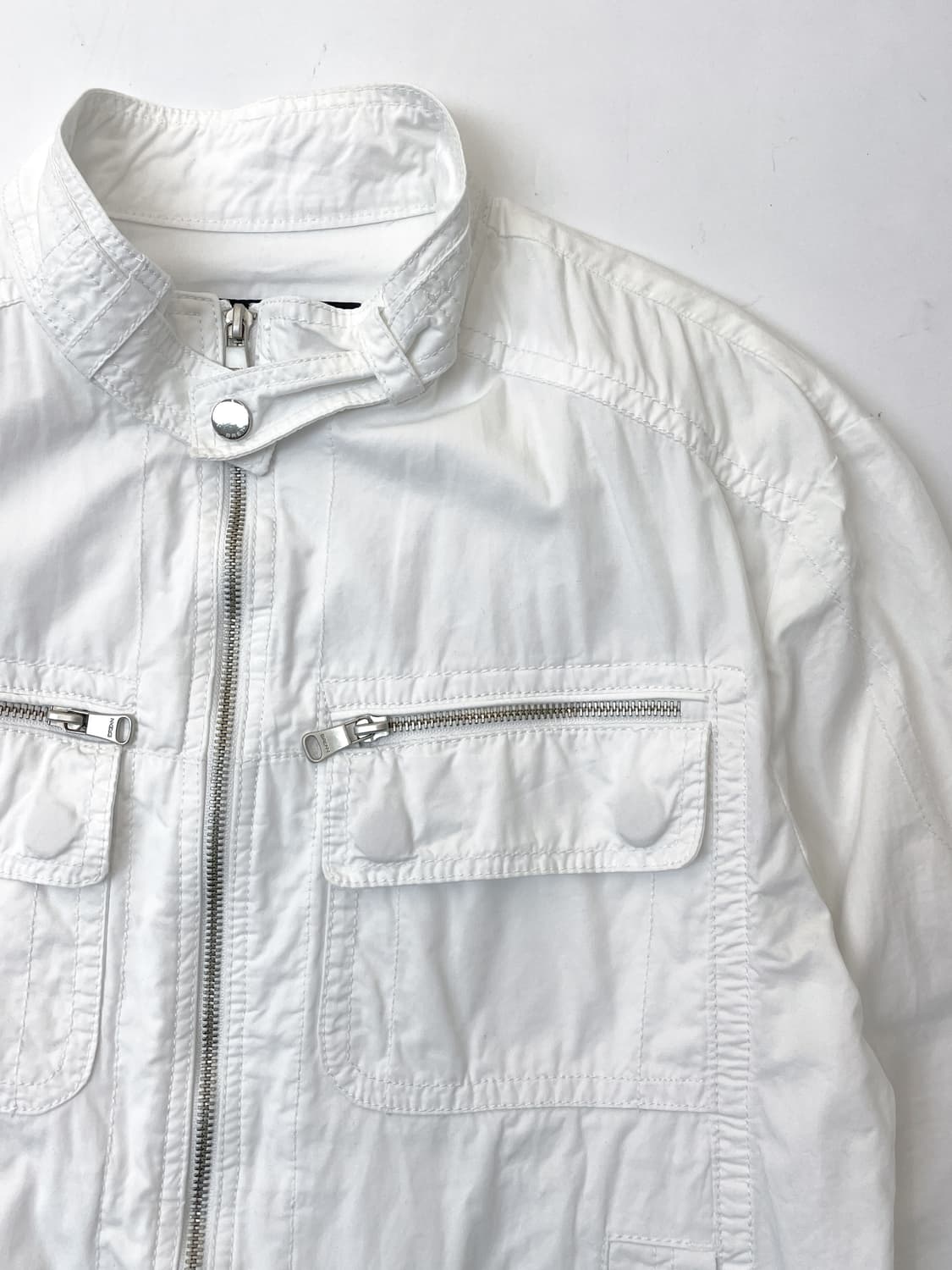 브렌타노 투포켓 화이트 트러커 집 자켓 상품이미지3